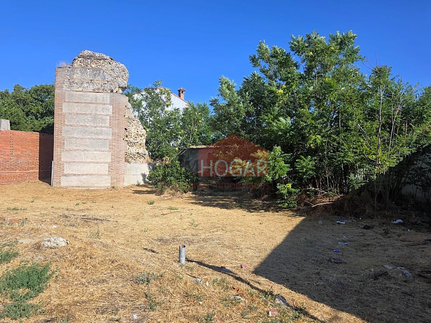 Casa de pueblo para reformar íntegramente en Madrigal de las - foto 5