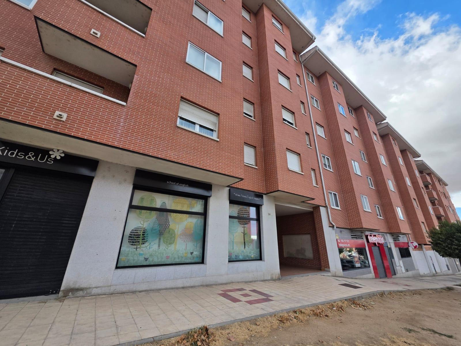 PISO EN ALQUILER EN ÁVILA, ZONA UNIVERSIDAD 05003