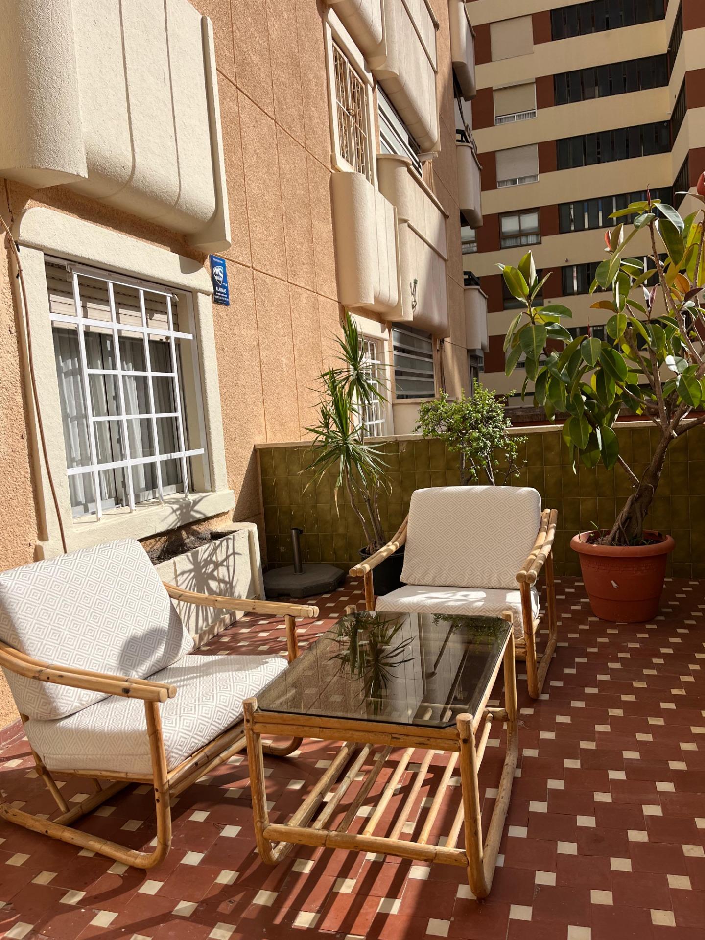 Piso 4 habitaciones 131m² en alquiler - Jaume Roig - foto 2