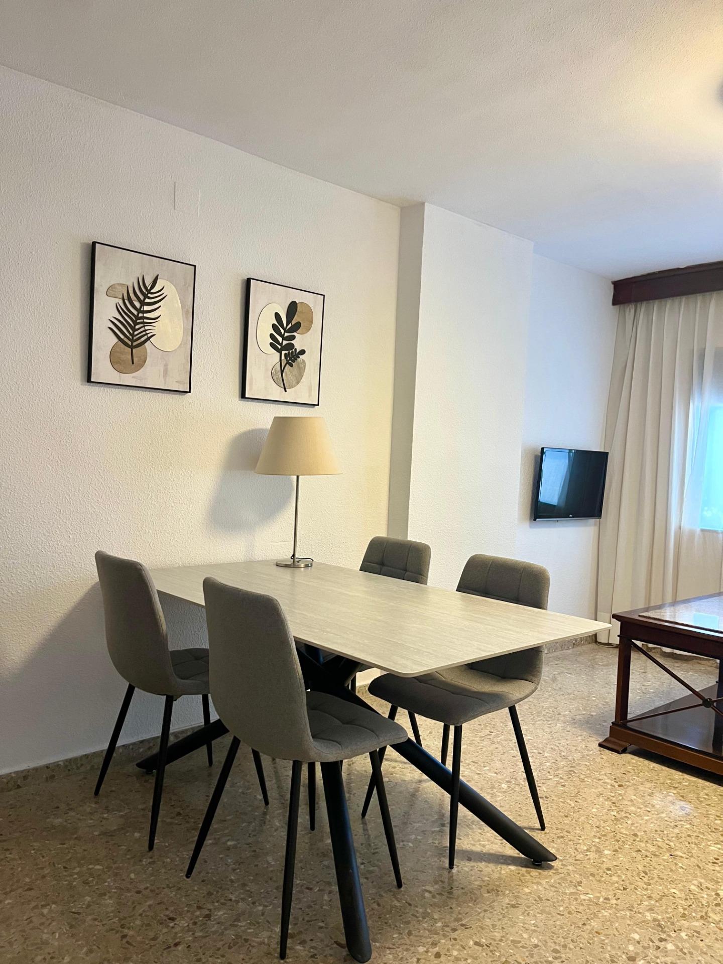 Piso 4 habitaciones 131m² en alquiler - Jaume Roig - foto 3