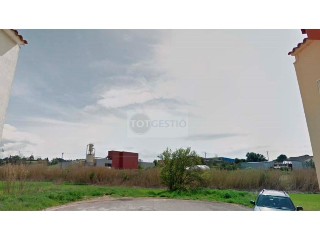 Parcela en Venta en Cassa De La Selva Girona - foto 3